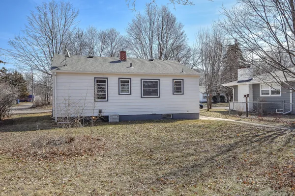 $189,900 | 239 32nd Avenue North, St. Cloud, MN 56303