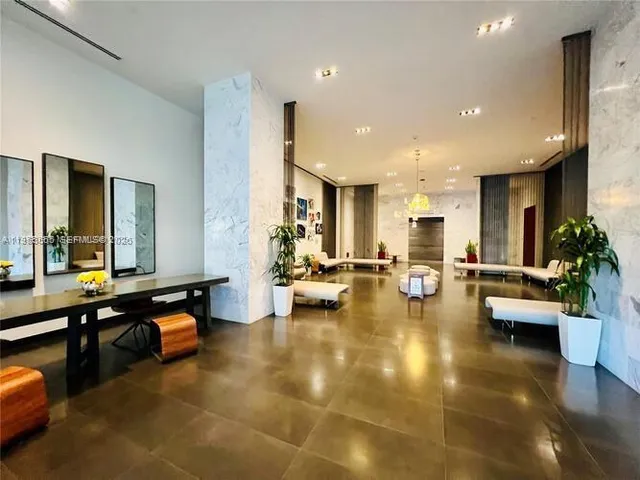 $3,540 | 1600 Northeast 1st Avenue, Unit 3215, Miami, FL 33132