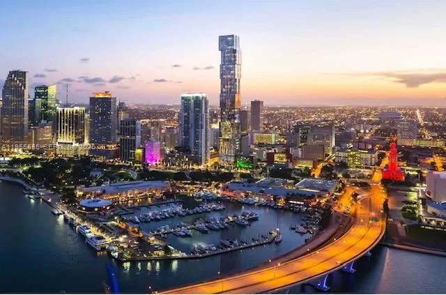 $3,540 | 1600 Northeast 1st Avenue, Unit 3215, Miami, FL 33132