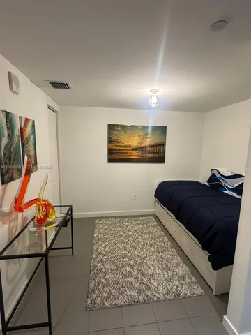 $3,540 | 1600 Northeast 1st Avenue, Unit 3215, Miami, FL 33132