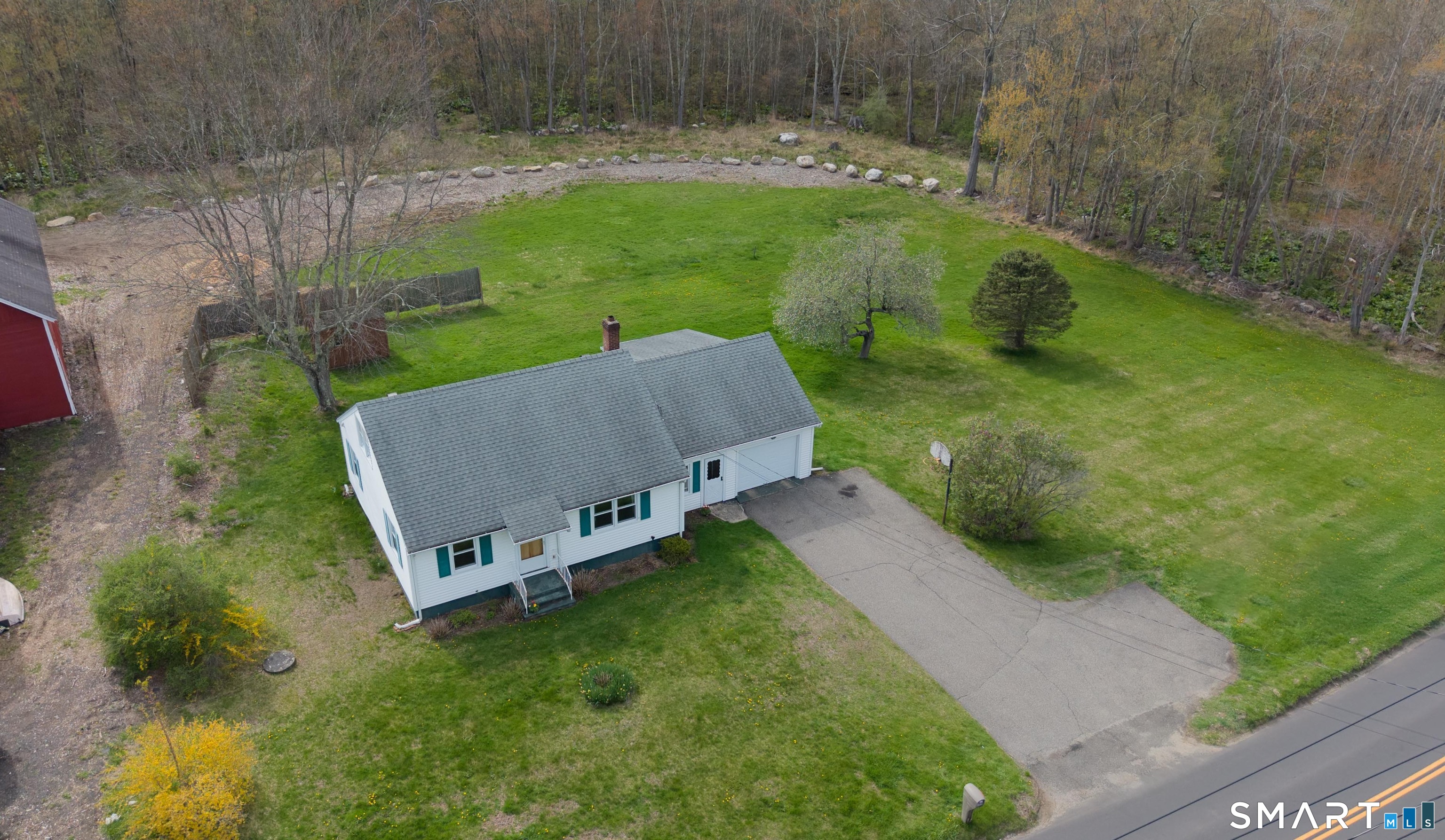 26 Barnum Road Danbury, CT 06811 - Photo 24 of 31