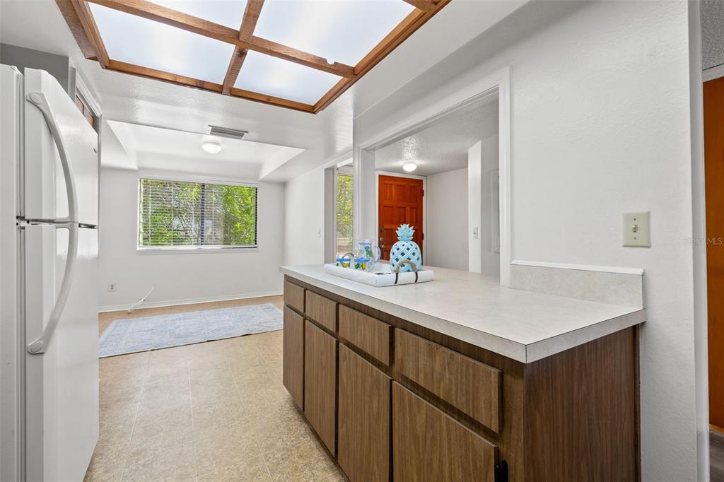 320 Windrush Boulevard, Unit 3 Indian Rocks Beach, FL 33785 - Photo 17 of 40 Gallery Image 17