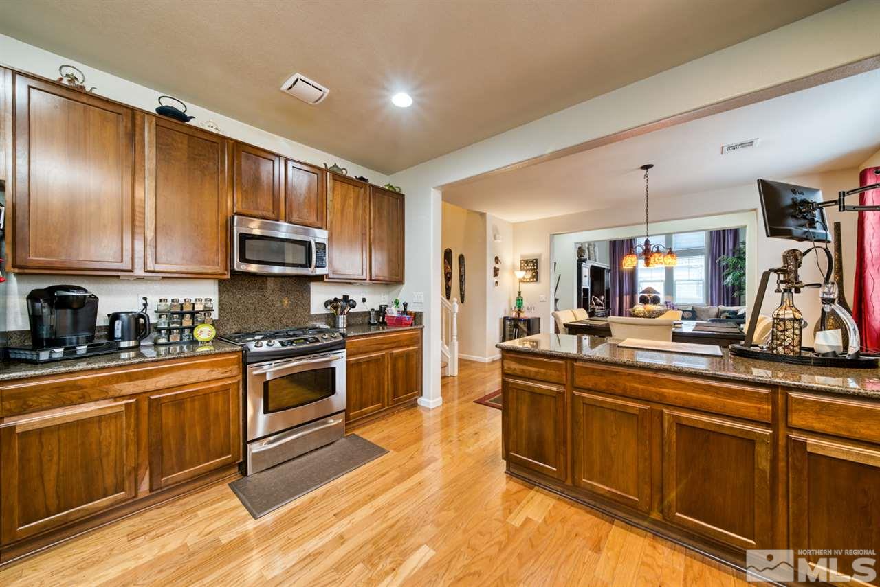 2185 Falling Star Loop Reno, NV 89523 - Photo 9 of 26 Photo 9
