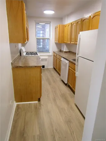 $179,000 | 4320 Van Cortlandt Park East, Unit 3F | Woodlawn Heights