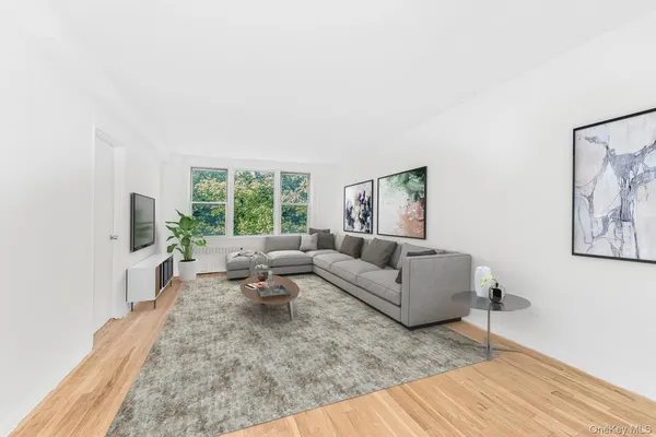 $179,000 | 4320 Van Cortlandt Park East, Unit 3F | Woodlawn Heights