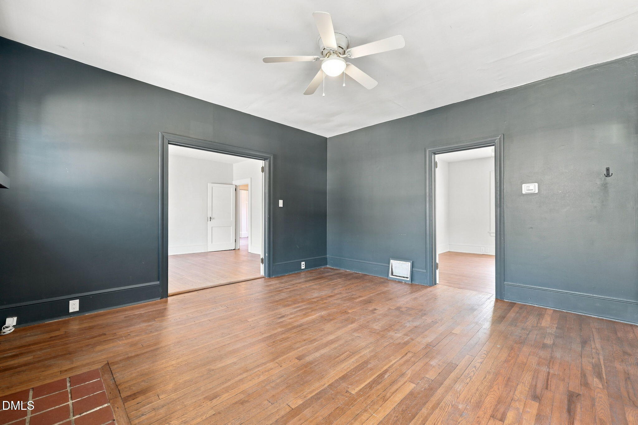 3123 Stanhope Avenue Raleigh, NC 27607 - Photo 12 of 44 20-web-or-mls-IMG_6455