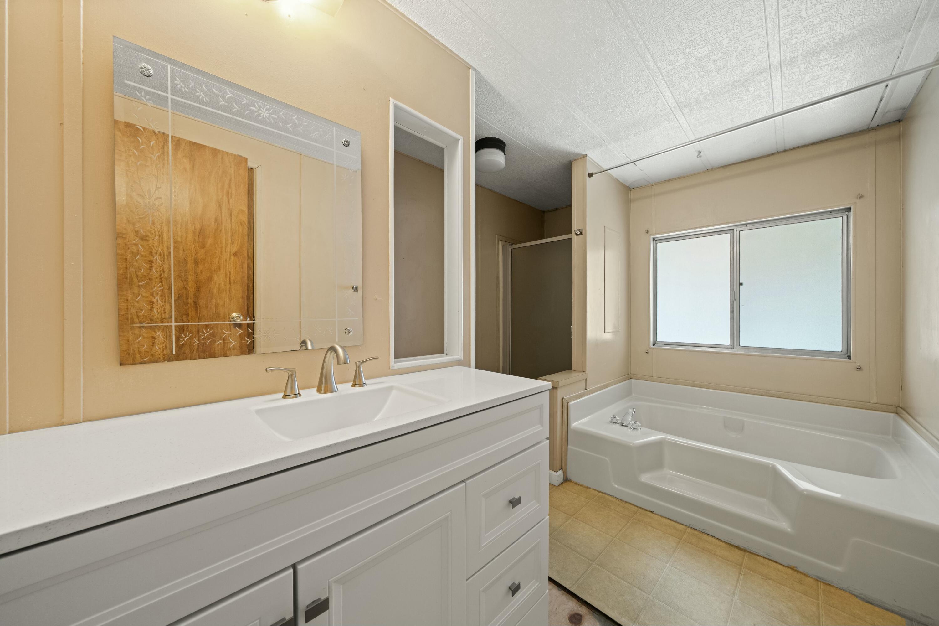 1313 Aztec Path Redding, CA 96003 - Photo 8 of 13 tempImage6pGw1o