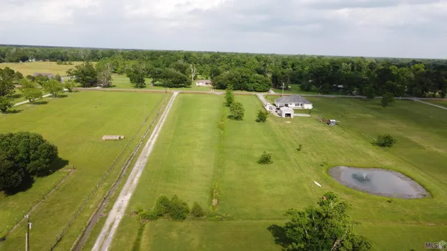 $150,000 | 9139 La Highway, St. Amant, LA 70774