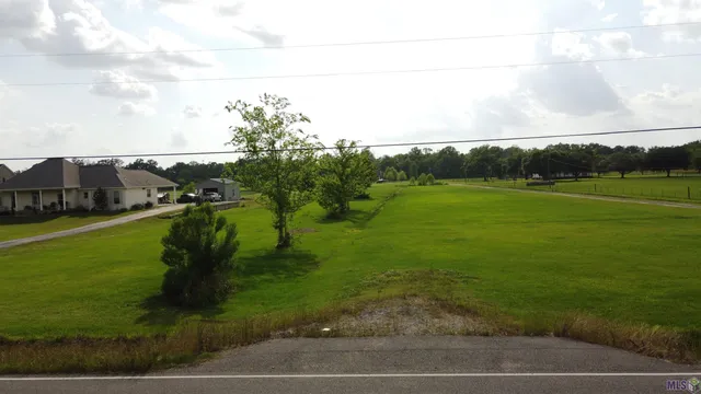 $150,000 | 9139 La Highway, St. Amant, LA 70774