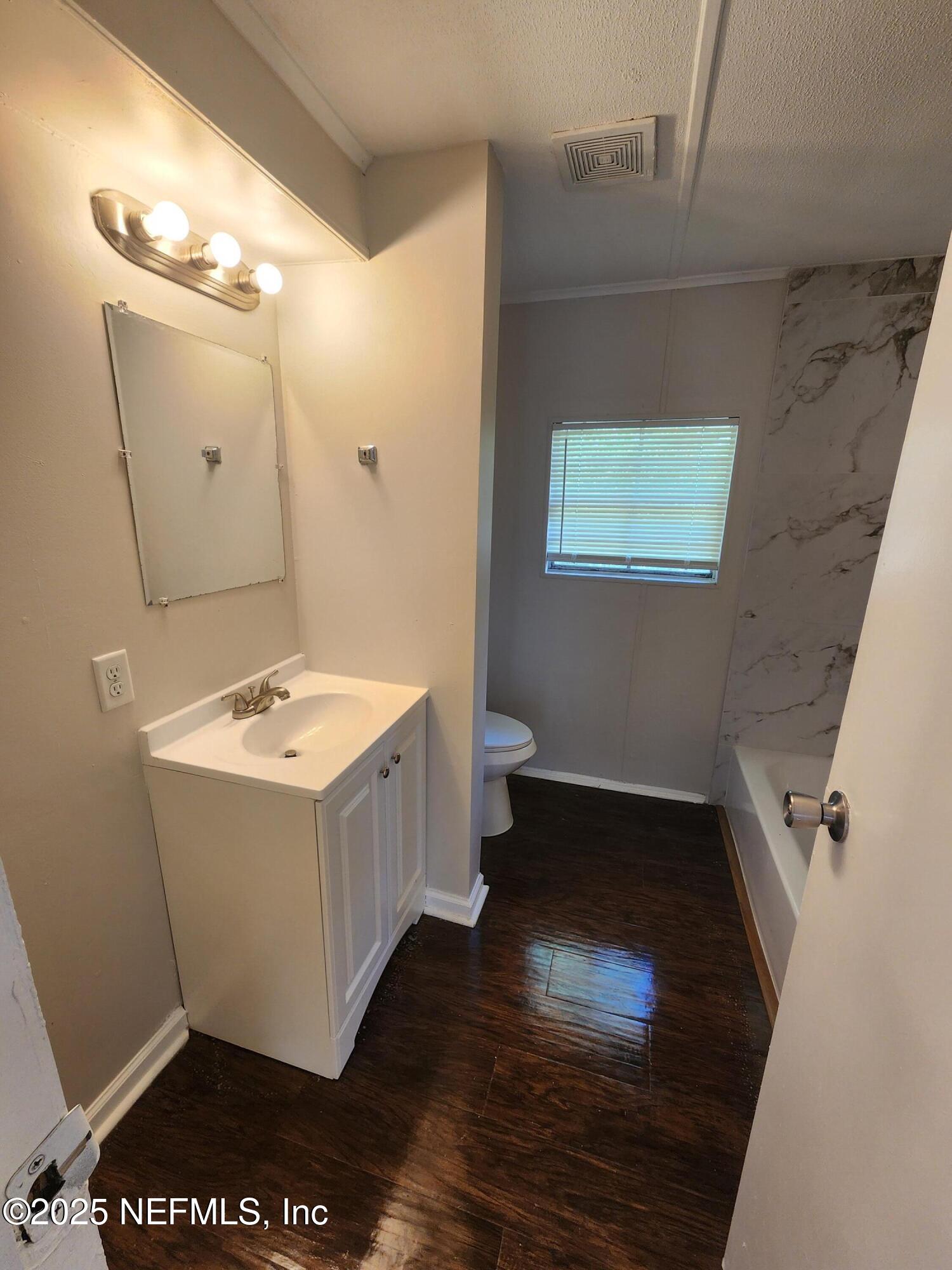 5827 Augo Lane Jacksonville, FL 32244 - Photo 14 of 25 20250715_103555