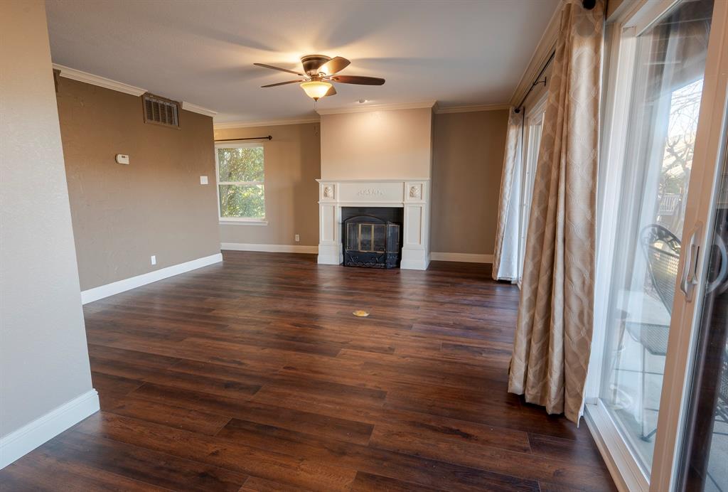 1507 Signal Ridge Place Rockwall, TX 75032 - Photo 3 of 23