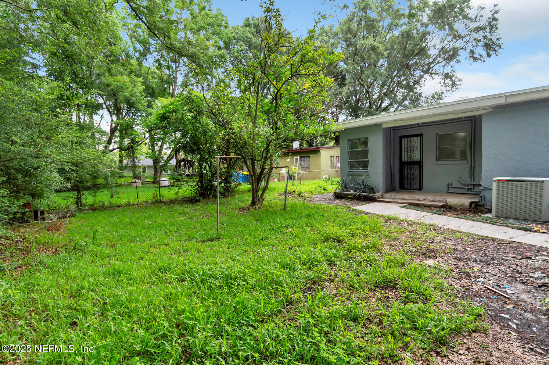 5626 Verbena Road Jacksonville, FL 32209 - Photo 16 of 16 DSC_0930 (1)