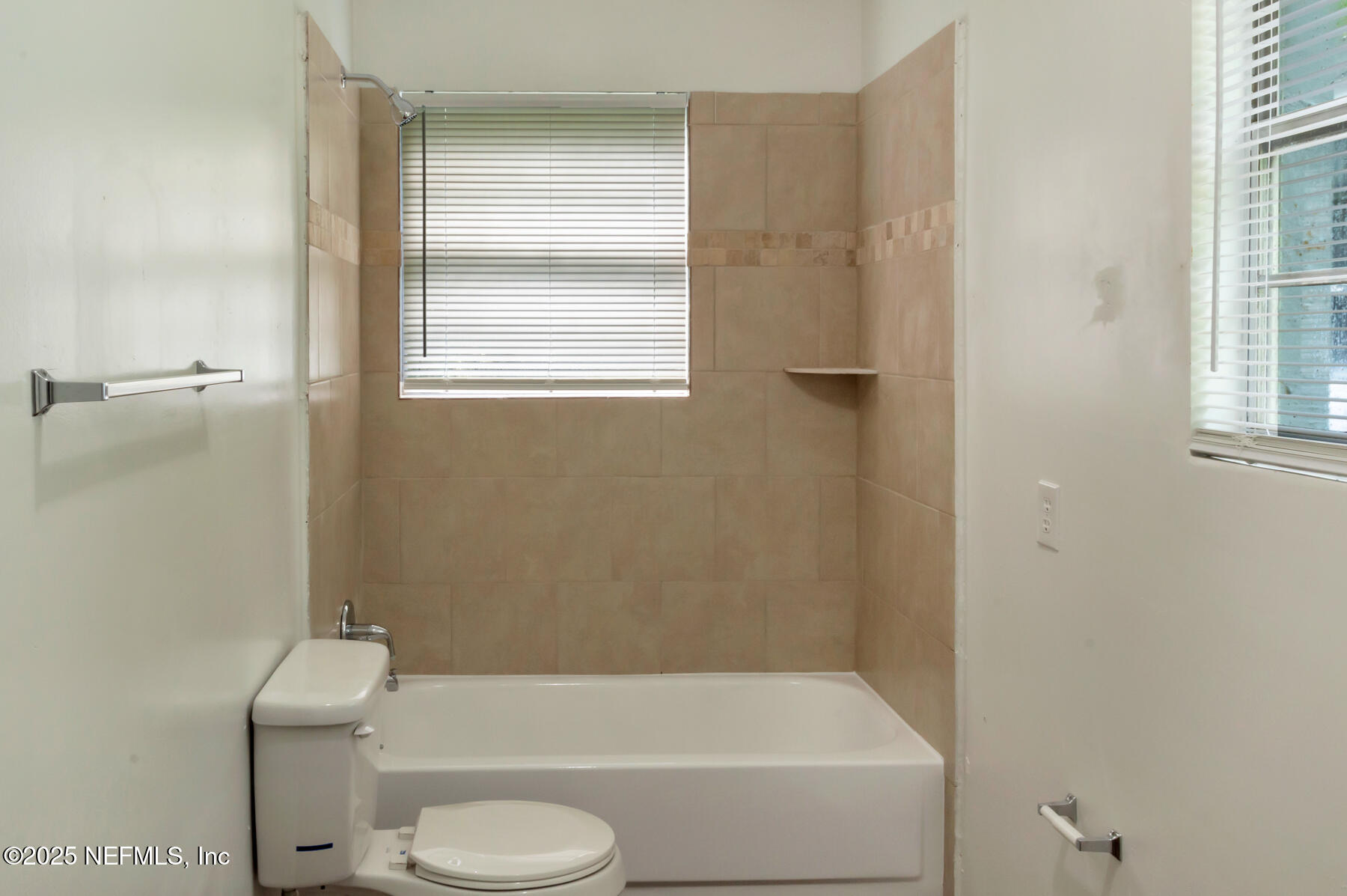 5626 Verbena Road Jacksonville, FL 32209 - Photo 7 of 16 DSC_0884 (1)