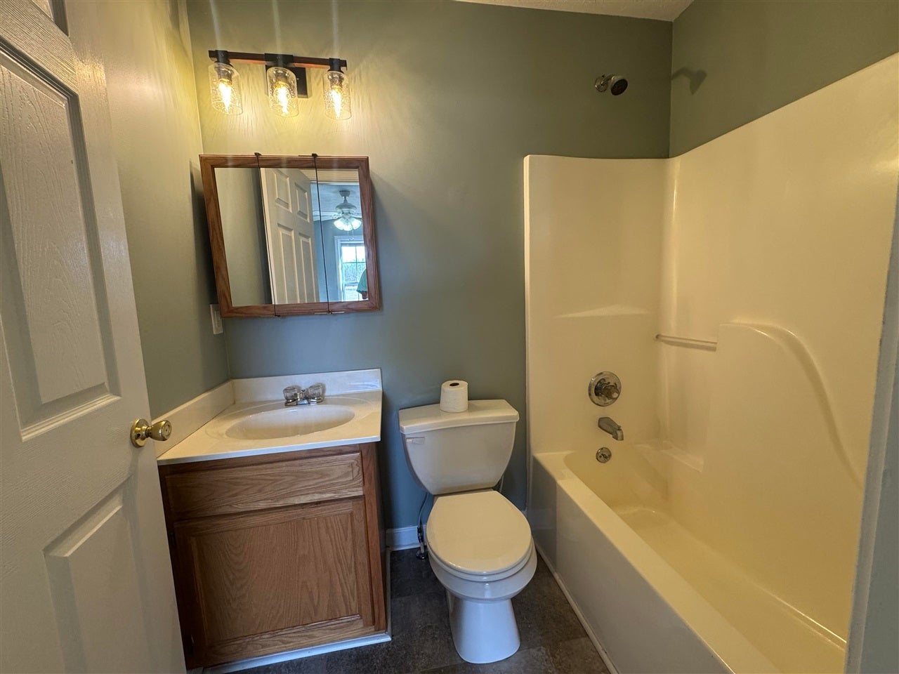 190 R Jones Road Scottsville, KY 42164 - Photo 10 of 19 Gallery Image 10