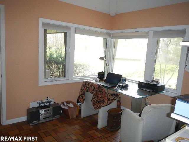 5935 North Livernois Road Rochester, MI 48306 - Photo 32 of 52 31385153-31.JPG