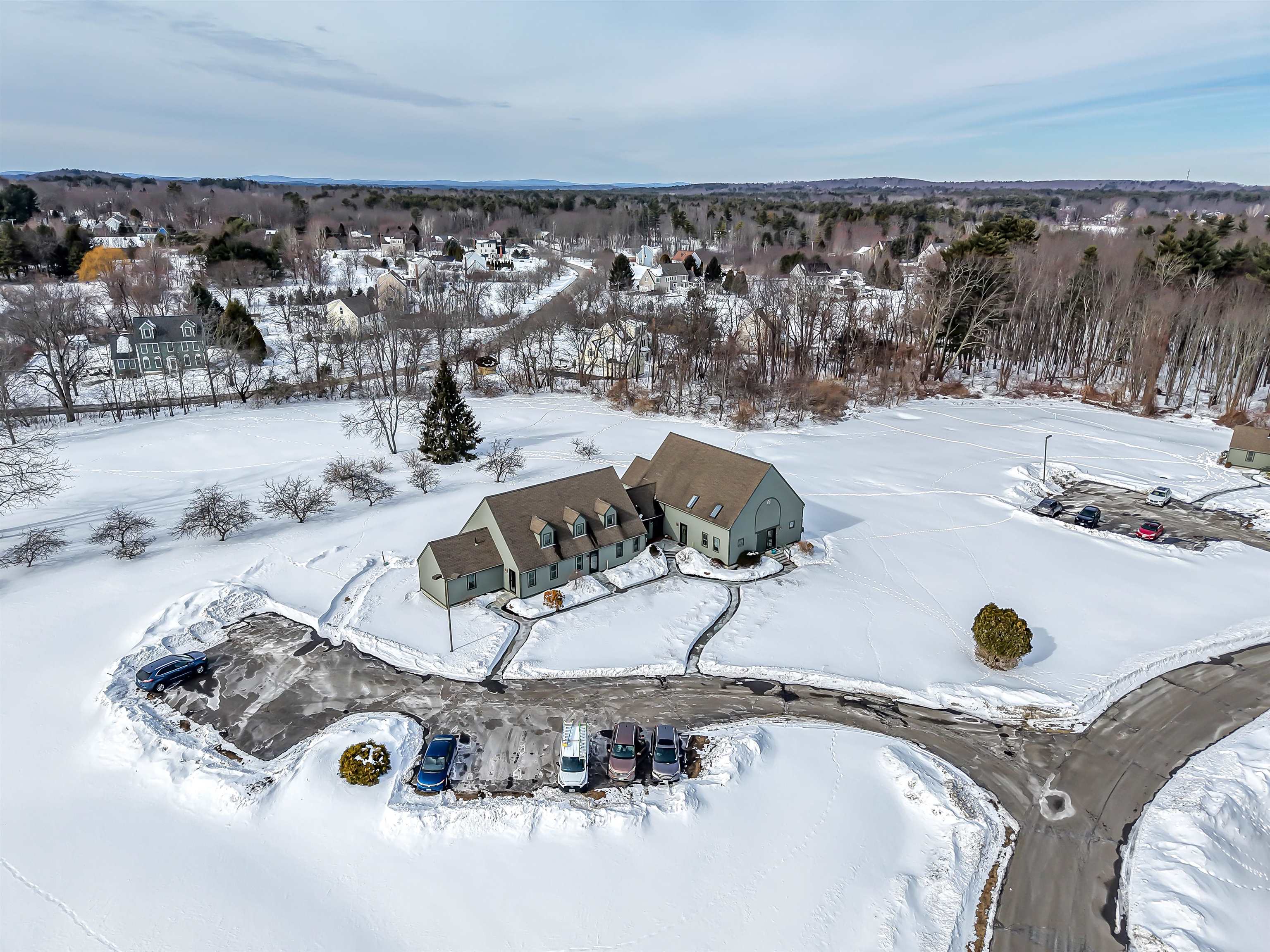 35 Montrose Drive Stratham, NH 03885 - Photo 2 of 24