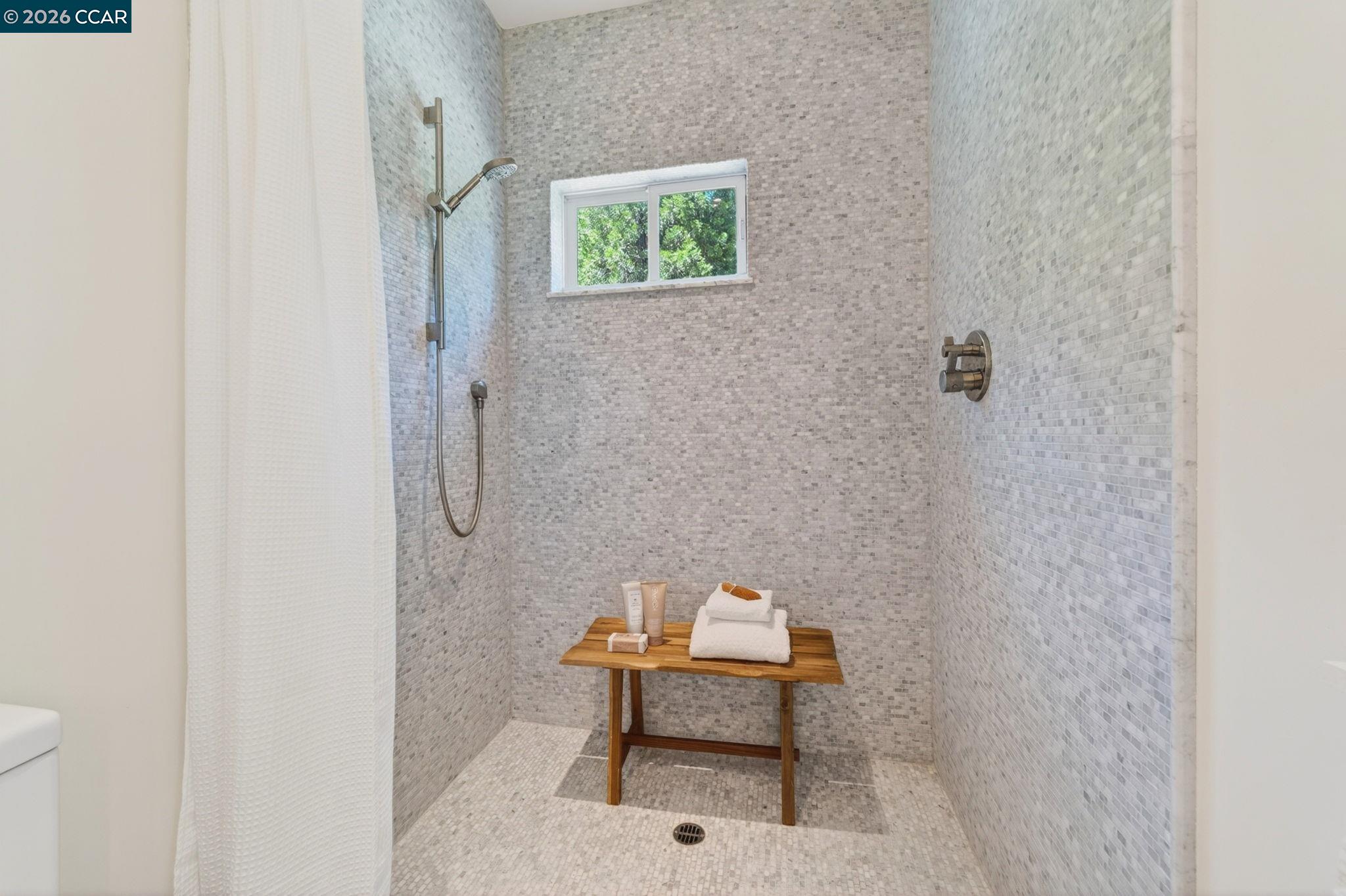 4009 Redwood Road Napa, CA 94558 - Photo 25 of 91