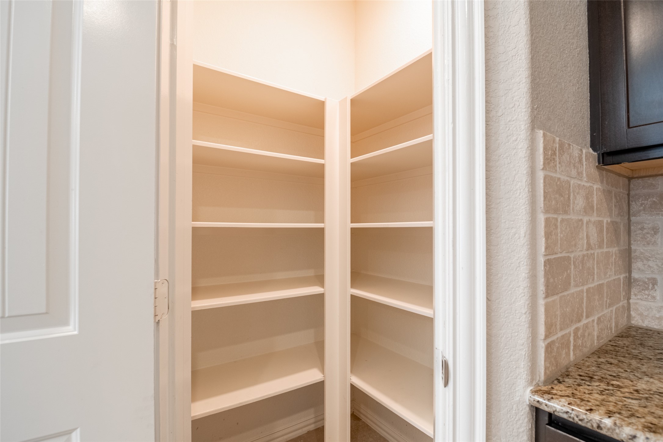 1610 Juniper Knoll Way Conroe, TX 77301 - Photo 19 of 41