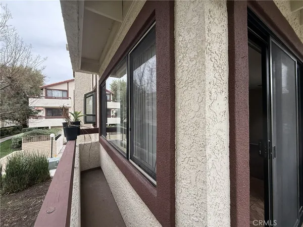 $2,800 | 27948 Tyler Lane, Unit 439, Canyon Country, CA 91387