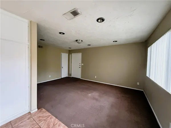 $2,800 | 27948 Tyler Lane, Unit 439, Canyon Country, CA 91387