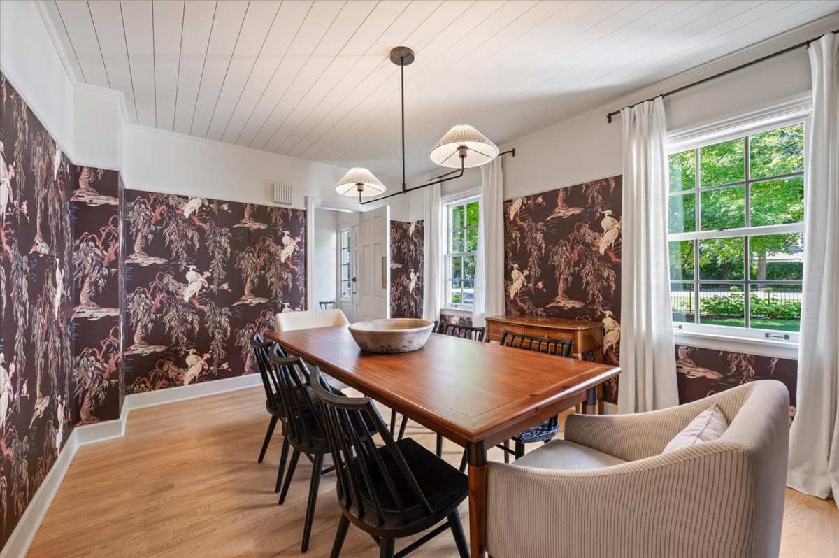 615 Ridge Road Kenilworth, IL 60043 - Photo 12 of 41 a dining room with furniture and window