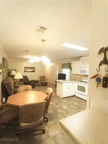 $189,000 | 231 Palm Avenue, Moore Haven, FL 33471