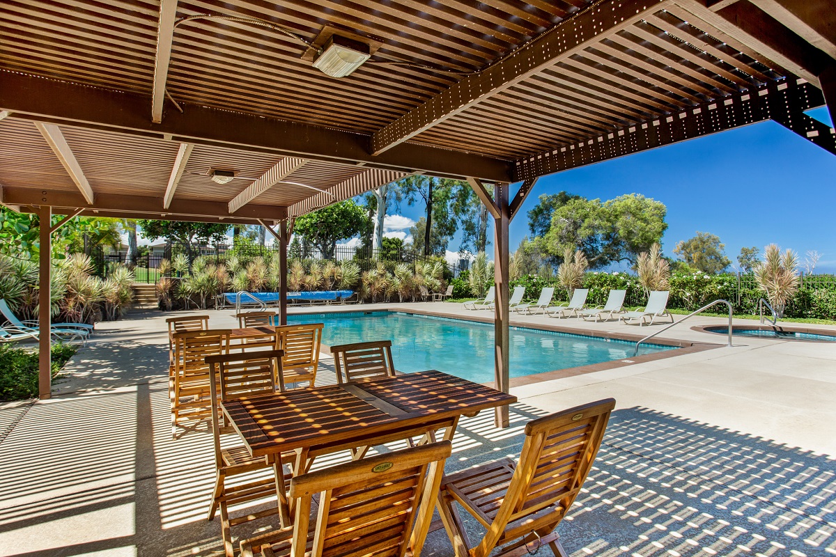 68-3840 Lua Kula Street, Unit D200 Waikoloa, HI 96738 - Photo 23 of 29 a view of a backyard with sitting area