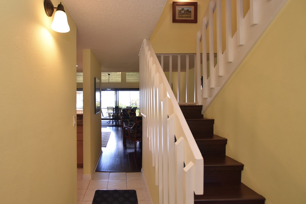68-3840 Lua Kula Street, Unit D200 Waikoloa, HI 96738 - Photo 10 of 29 a view of entryway