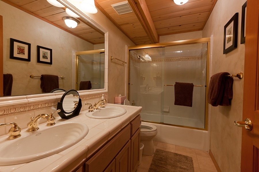 687 Fox Farm Road Telluride, CO 81435 - Photo 9 of 16 Bathroom