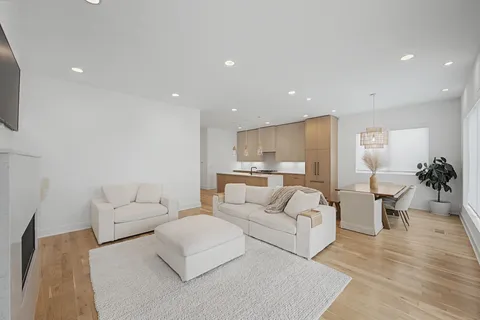 $1,224,900 | 2510 B Barclay Drive, Nashville, TN 37206