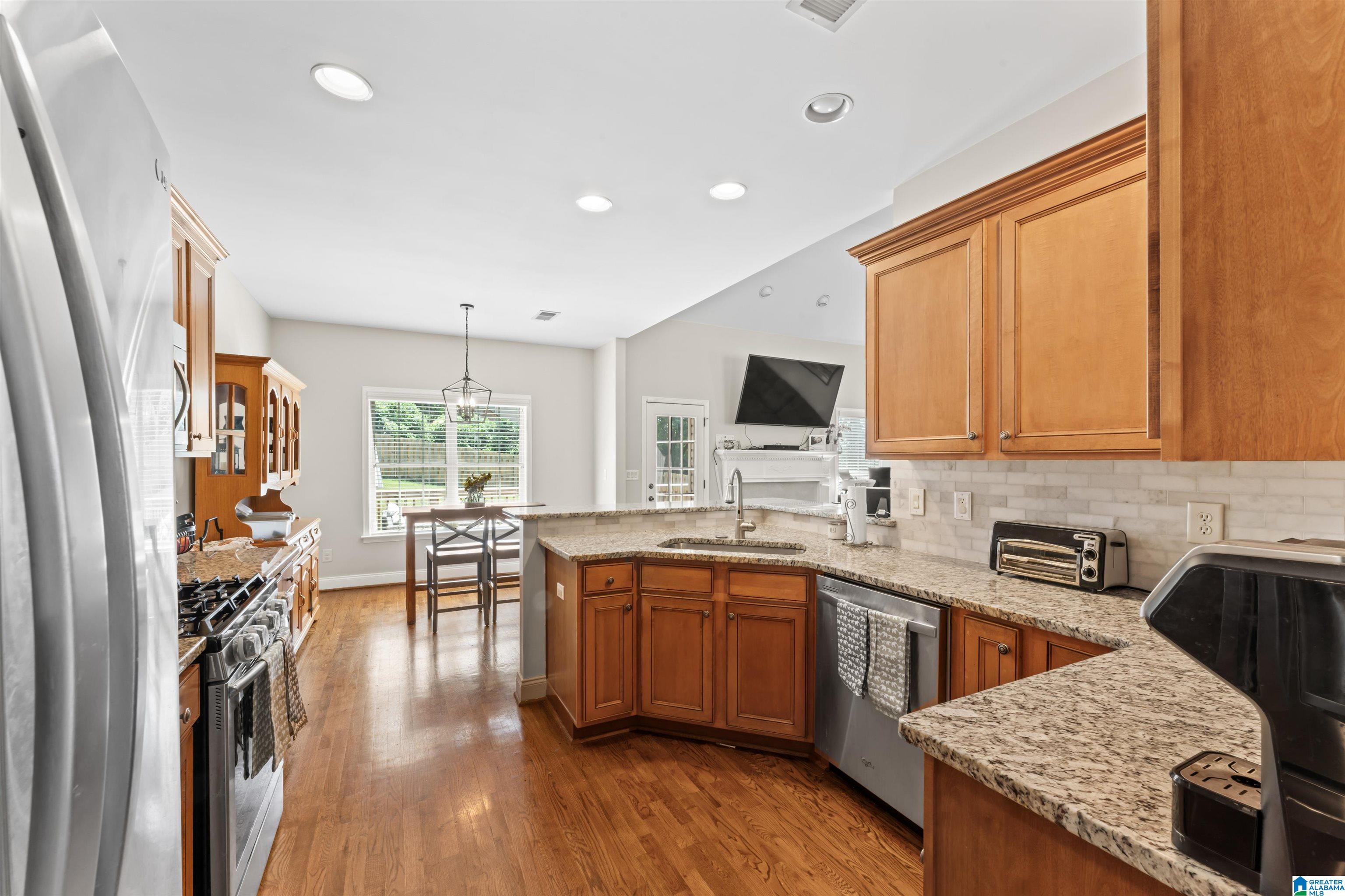 304 Timber Rdg Trail Alabaster, AL 35007 - Photo 15 of 43 Gallery Image 15