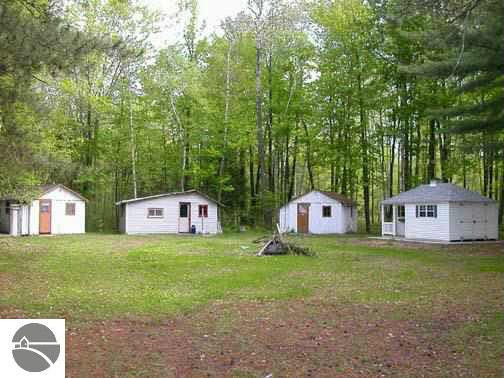 3800 Wildwood Road Alger, MI 48610 - Photo 7 of 7 1755831-6.JPG