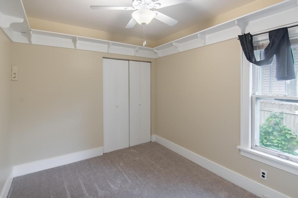 7707 16th Avenue Kenosha, WI 53143 - Photo 8 of 9 7707 16th Adam -08