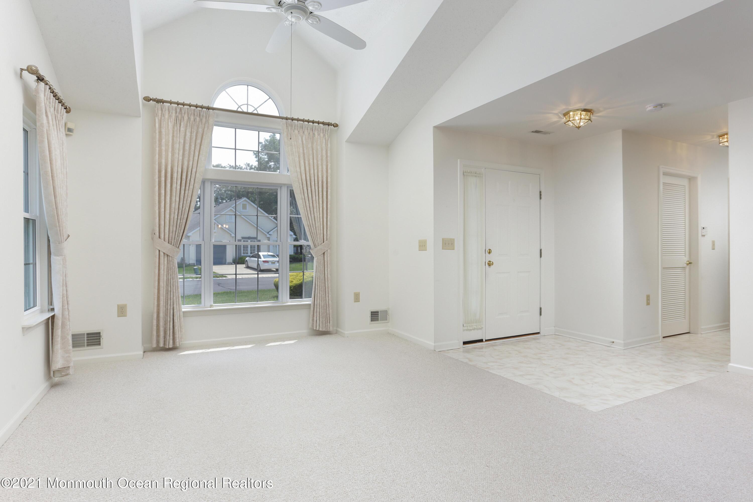 3 Portebello Road Jackson, NJ 08527 - Photo 3 of 30 Entry