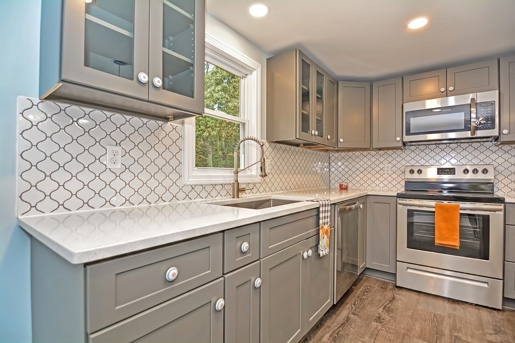 533 Wareham Road Plymouth, MA 02360 - Photo 18 of 34 Gallery Image 18