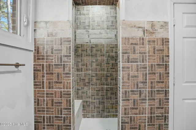 $485,000 | 433 Riversound Drive, Edenton, NC 27932