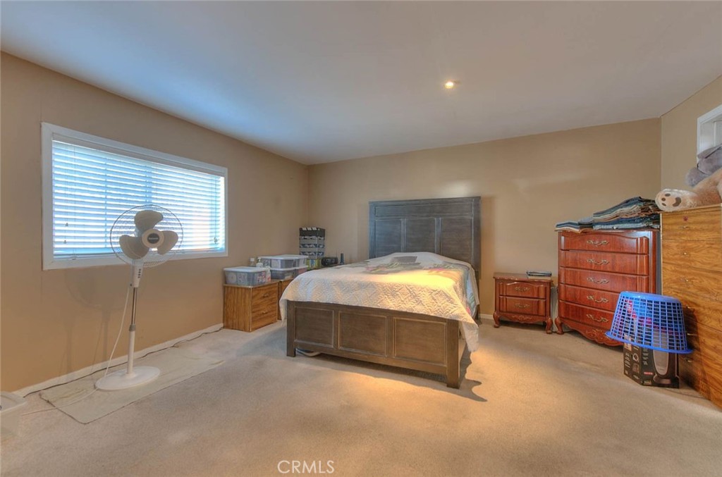 8723 Larkin Court Riverside, CA 92503 - Photo 23 of 35 Bonos room