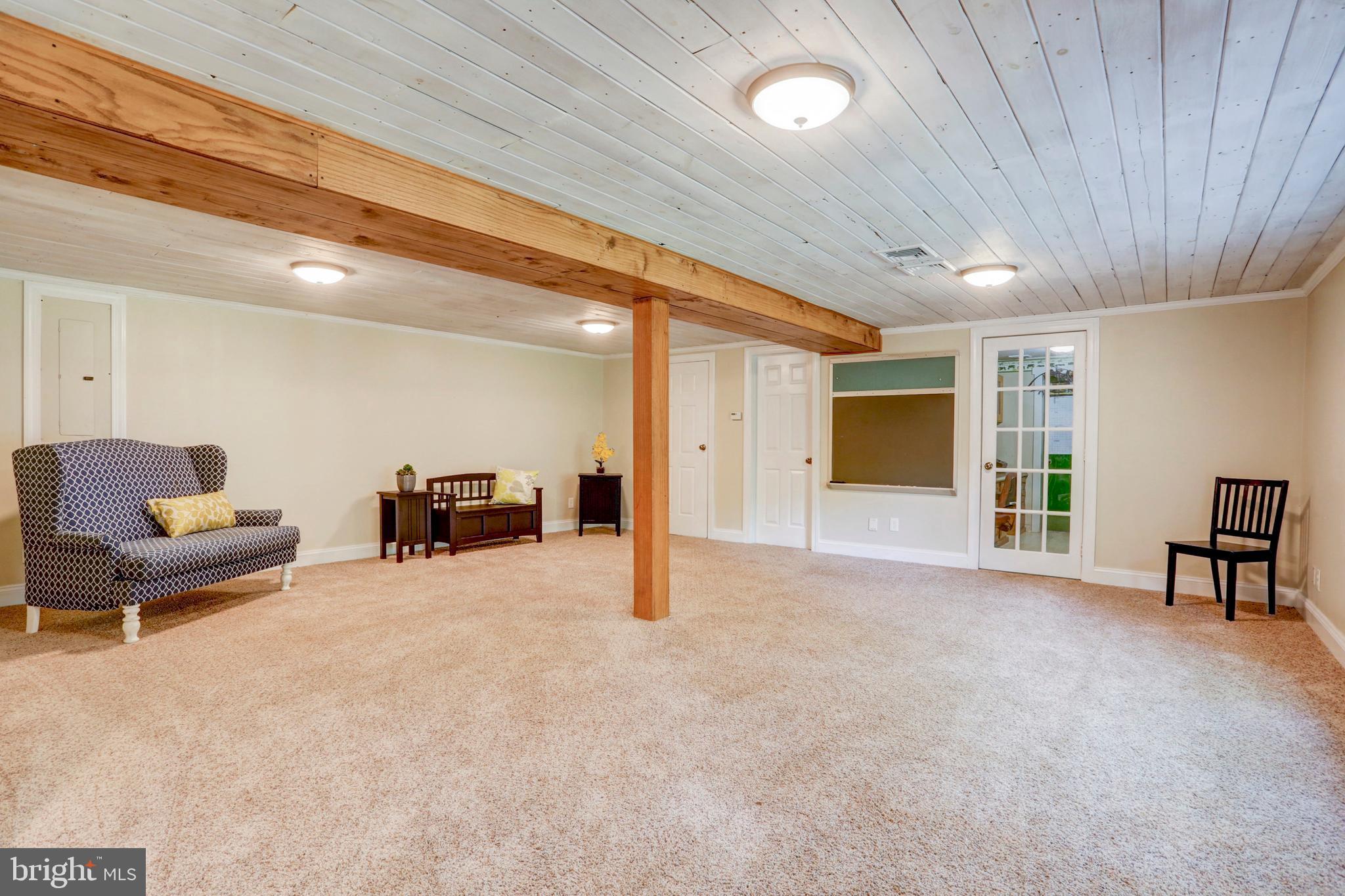 135 Crest Road Lititz, PA 17543 - Photo 27 of 47