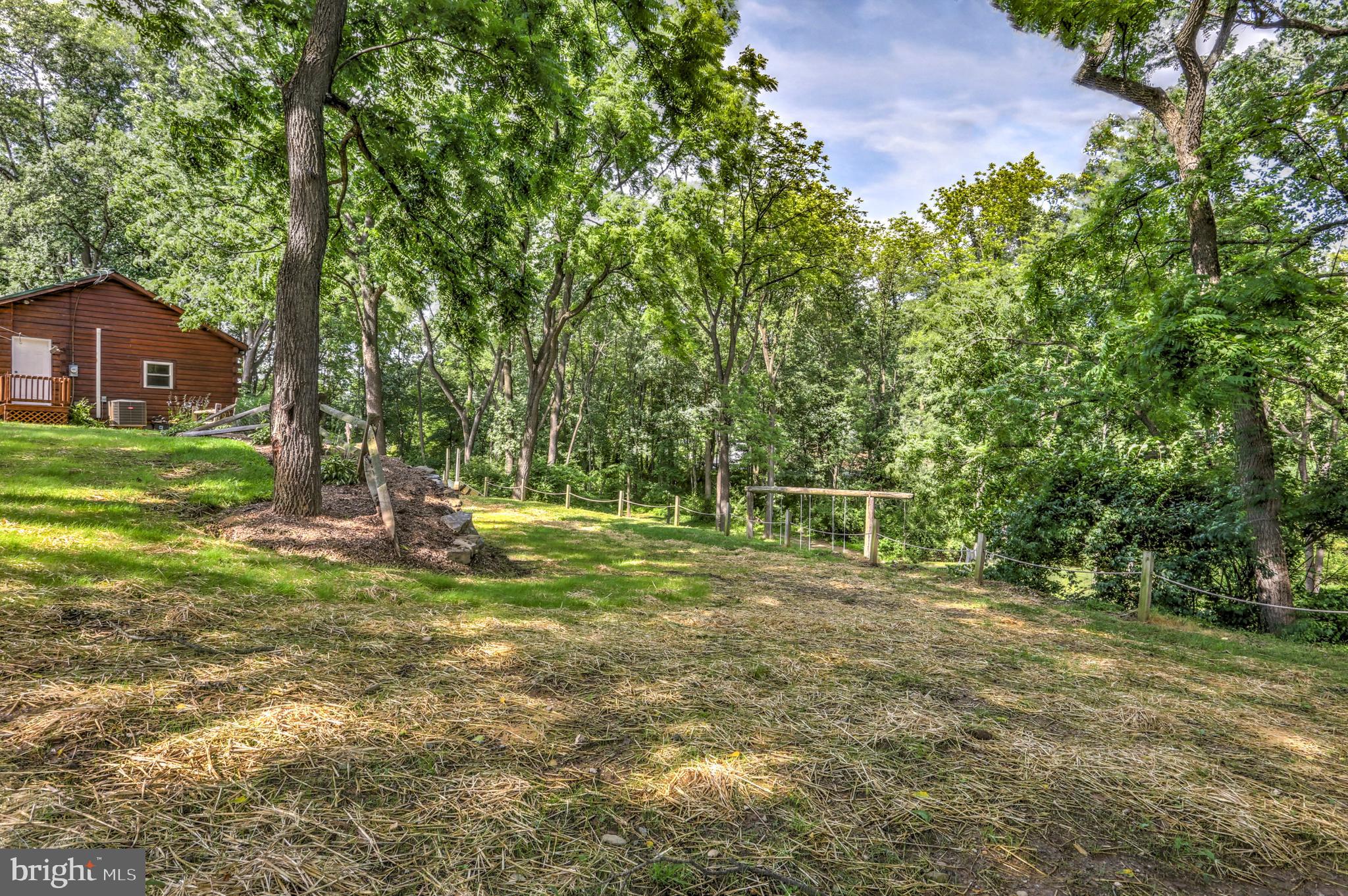 135 Crest Road Lititz, PA 17543 - Photo 33 of 47