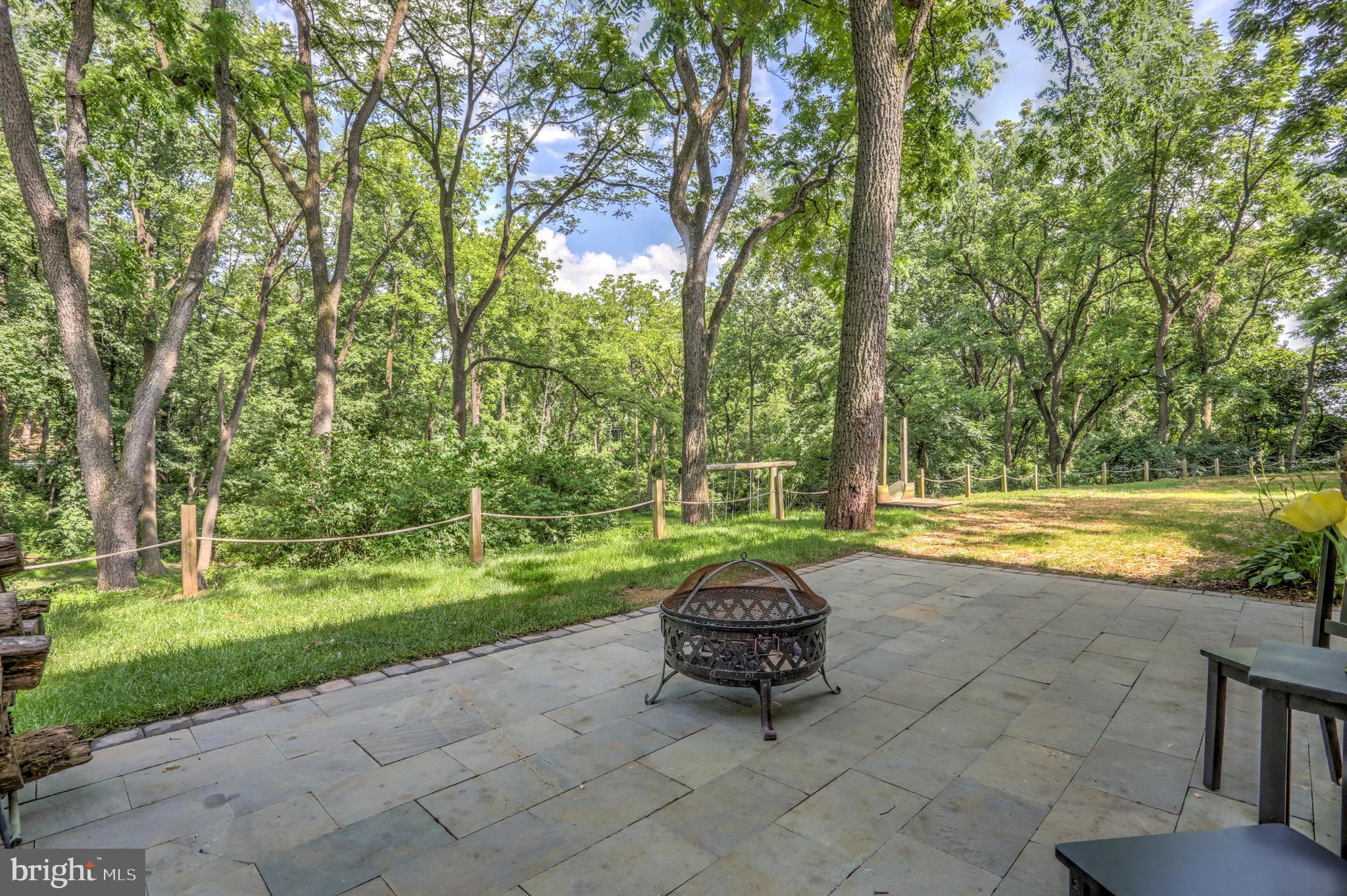 135 Crest Road Lititz, PA 17543 - Photo 38 of 47