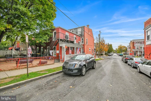 $269,900 | 629 East End Avenue, Lancaster, PA 17602