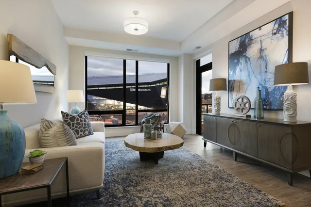 $2,448 | 212 10th Avenue South, Unit 1110, Minneapolis, MN 55415