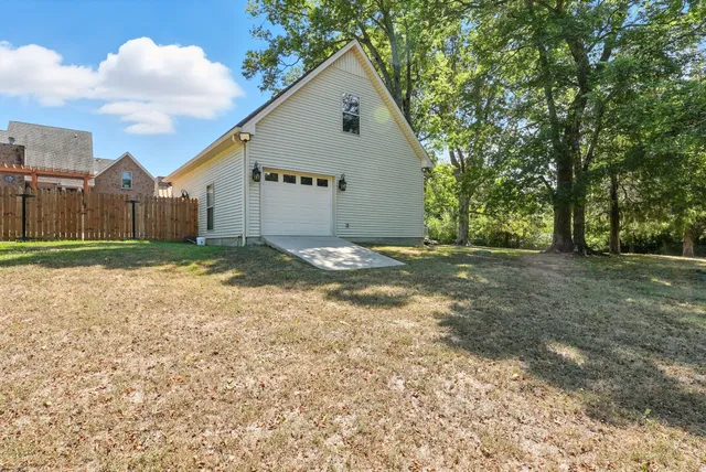 $649,900 | 213 McCreary Heights, Dickson, TN 37055