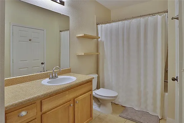 $1,450 | 2407 Courtney Meadows Court, Unit 103, Tampa, FL 33619