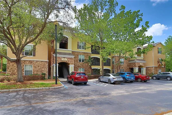 $1,450 | 2407 Courtney Meadows Court, Unit 103, Tampa, FL 33619