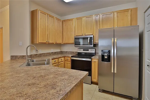 $1,450 | 2407 Courtney Meadows Court, Unit 103, Tampa, FL 33619
