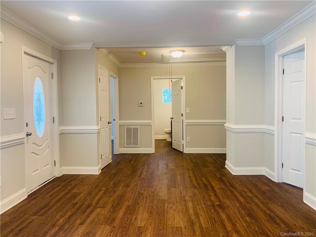 1235 Edgewood Road Charlotte, NC 28208 - Photo 2 of 7 Gallery Image 2