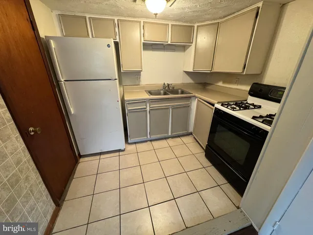 $1,100 | 41 Baltimore Street, Glen Rock, PA 17327