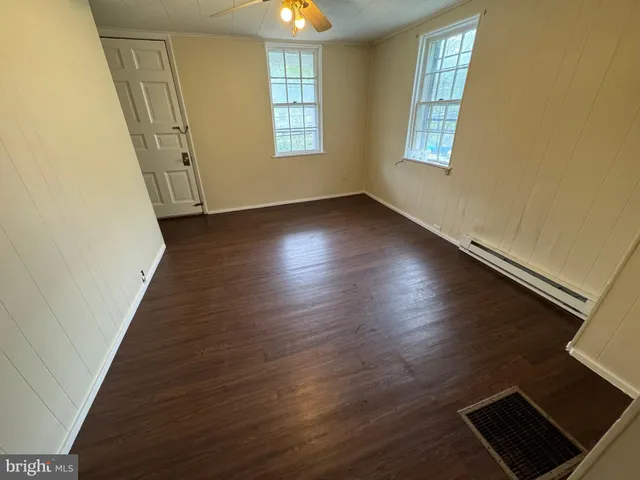 $1,100 | 41 Baltimore Street, Glen Rock, PA 17327