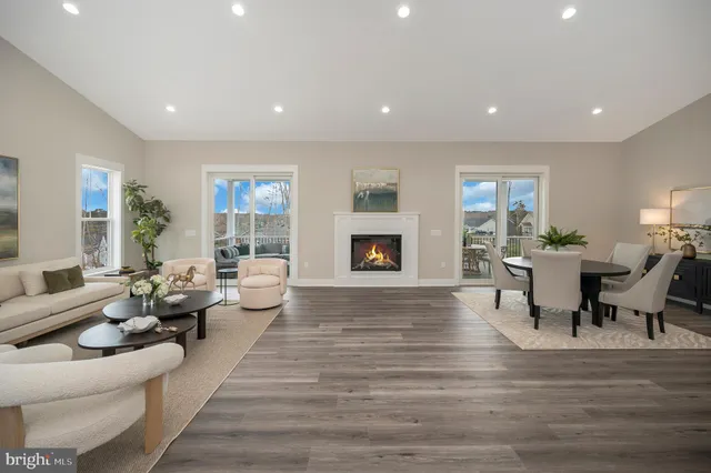 $889,000 | 2 Alma Gaynelle Drive, Unit A, Mineral, VA 23117